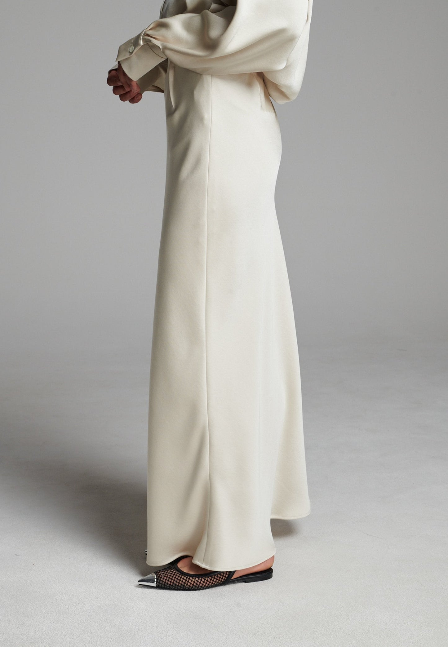 Base Flowy Skirt Butter