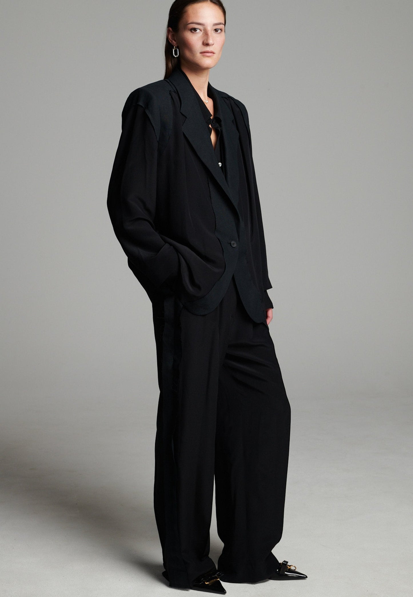 Cutted Blazer Black